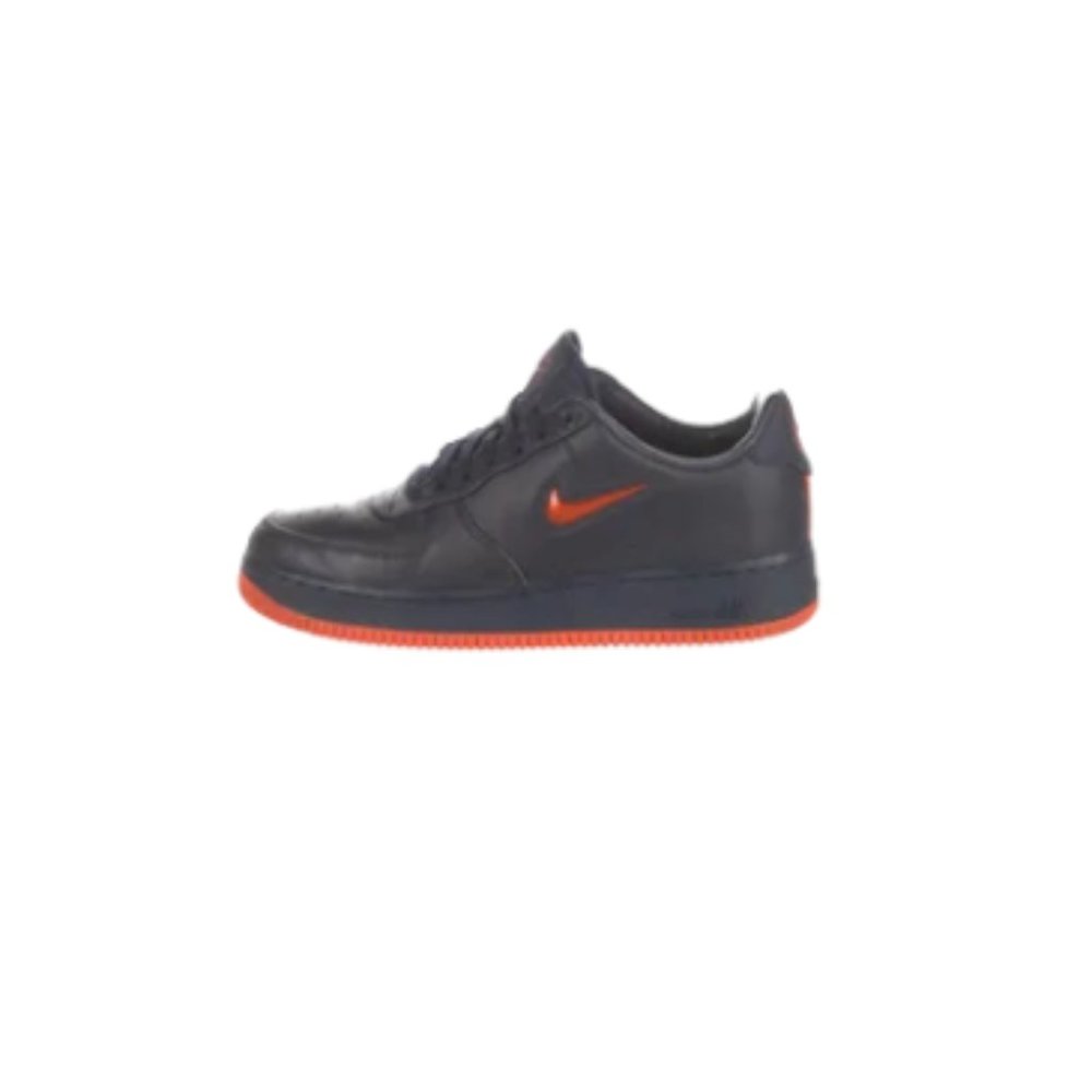 NIKE Leather Sneakers w/ Tags
